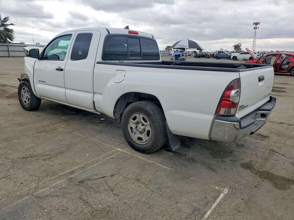 2015 Toyota Tacoma მანქანა იყიდება აუქციონზე, vin: 5TFTX4CN7FX050918, აუქციონის ნომერი: 47663476