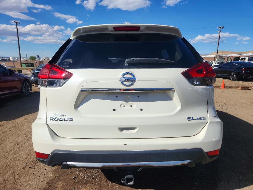 49288826 :رقم المزاد ، JN8AT2MV2HW023905 vin ، 2017 Nissan Rogue مزاد بيع