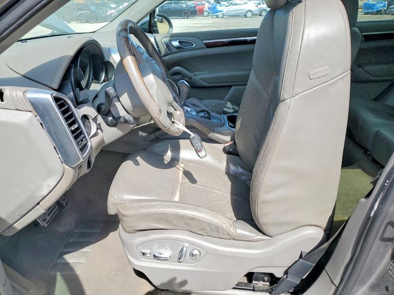 51449126 :رقم المزاد ، WP1AB2A20BLA42999 vin ، 2011 Porsche Cayenne مزاد بيع