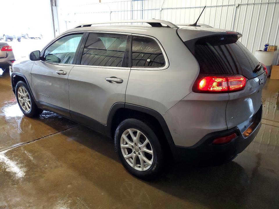48589836 :رقم المزاد ، 1C4PJMCB2GW286487 vin ، 2016 Jeep Cherokee مزاد بيع