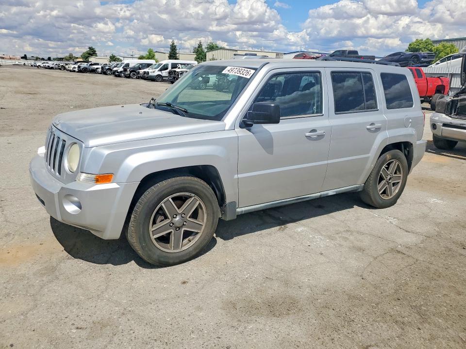 2010 Jeep Patriot მანქანა იყიდება აუქციონზე, vin: 1J4NF2GB7AD512981, აუქციონის ნომერი: 49739326