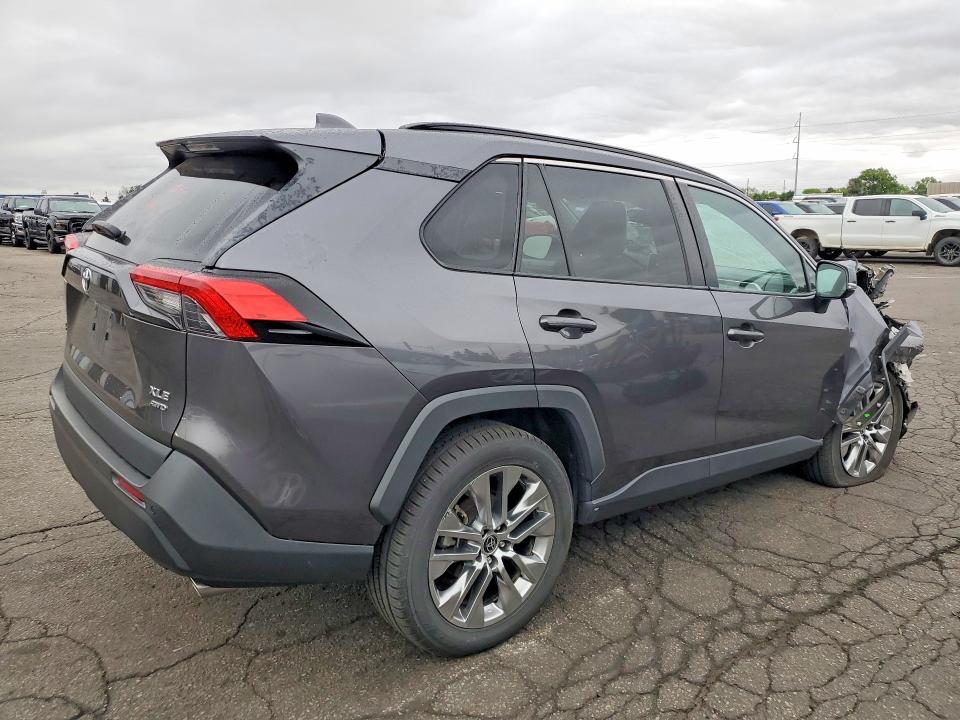 Продажа на аукционе авто 2021 Toyota Rav4, vin: 2T3A1RFV6MC250564, номер лота: 51296576