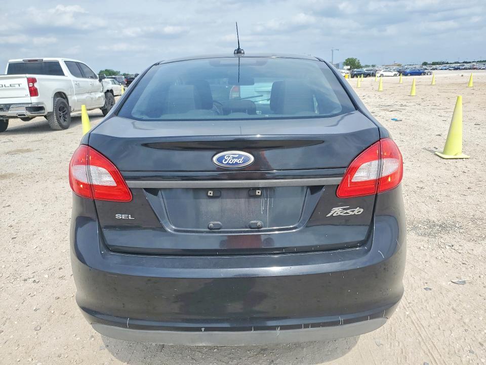 50473156 :رقم المزاد ، 3FADP4CJ9BM142474 vin ، 2011 Ford Fiesta مزاد بيع