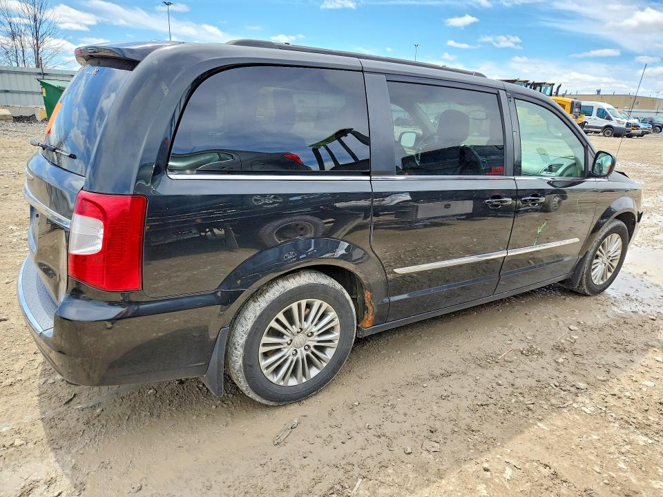 Продажа на аукционе авто 2015 Chrysler Town & Country, vin: 2C4RC1CG5FR519959, номер лота: 51305286