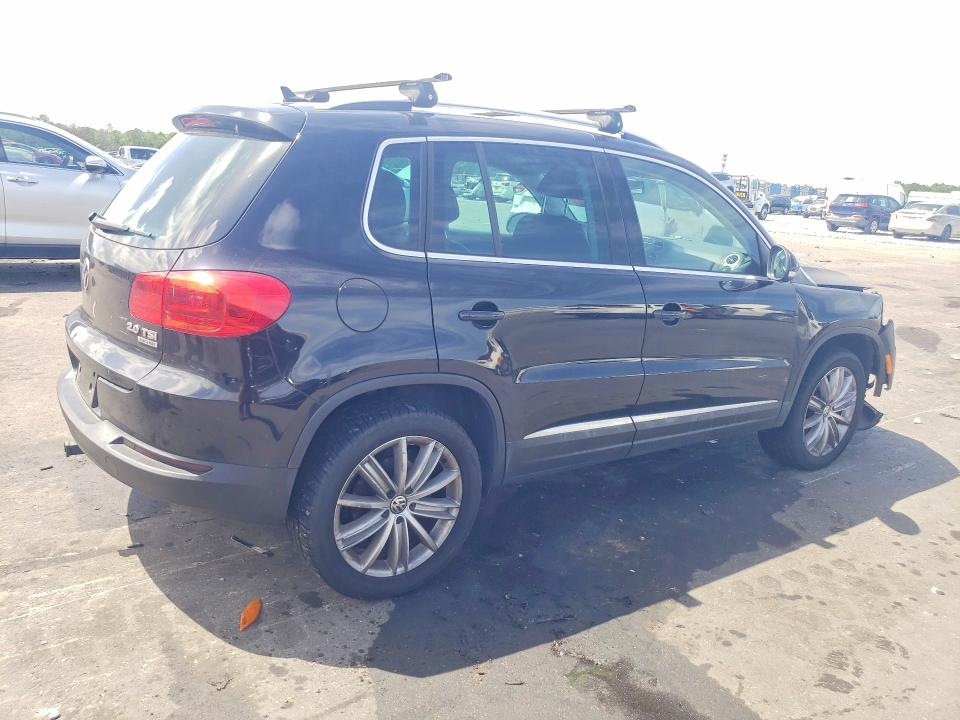 49239566 :رقم المزاد ، WVGBV7AX2CW510071 vin ، 2012 Volkswagen Tiguan مزاد بيع