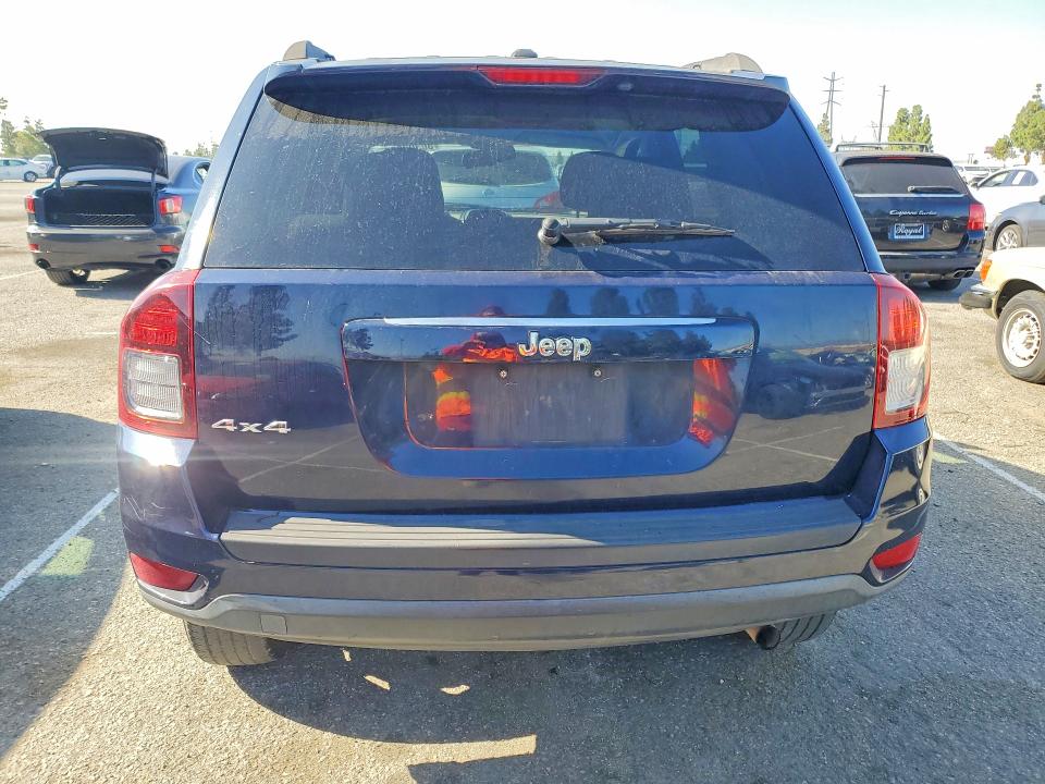 50303806 :رقم المزاد ، 1C4NJDBBXGD638204 vin ، 2016 Jeep Compass مزاد بيع