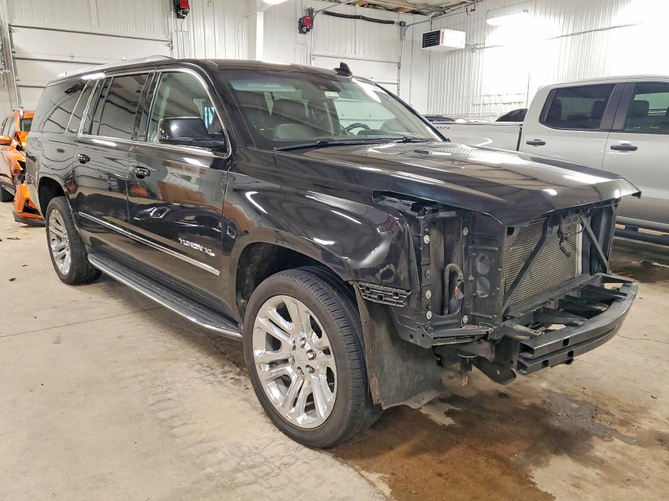 51271416 :رقم المزاد ، 1GKS2GKC5HR403390 vin ، 2017 Gmc Yukon Xl مزاد بيع