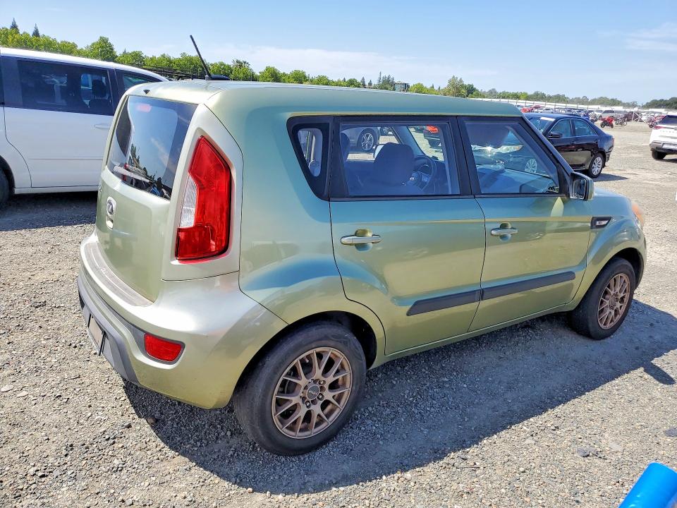 51200566 :رقم المزاد ، KNDJT2A56D7528365 vin ، 2013 Kia Soul مزاد بيع