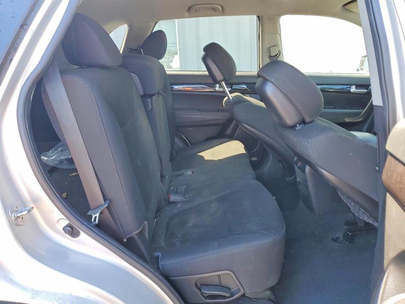 48919346 :رقم المزاد ، 5XYKT3A60EG447823 vin ، 2014 Kia Sorento مزاد بيع