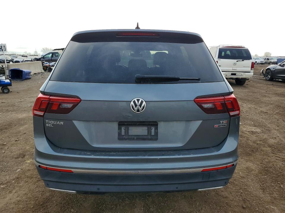 Продажа на аукционе авто 2018 Volkswagen Tiguan, vin: 3VV4B7AX3JM187685, номер лота: 48808686