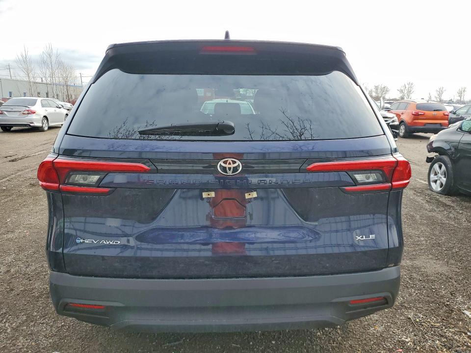 Продажа на аукционе авто 2024 Toyota Grand Highlander Hybrid, vin: 5TDACAB52RS000232, номер лота: 47890676
