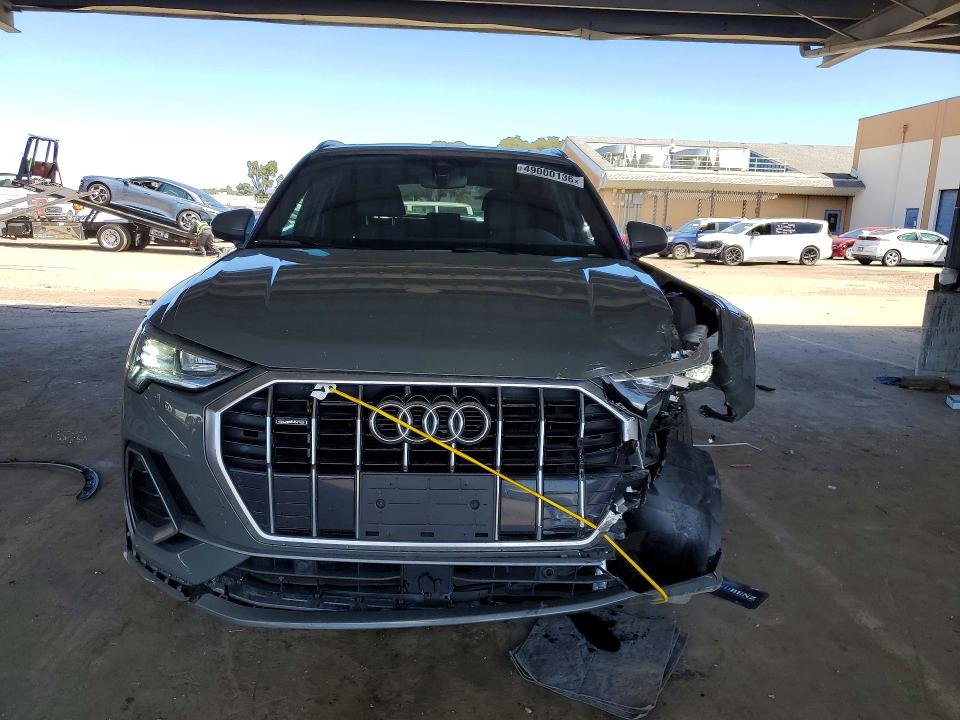 Продажа на аукционе авто 2021 Audi Q3, vin: WA1EECF32M1044425, номер лота: 49000136