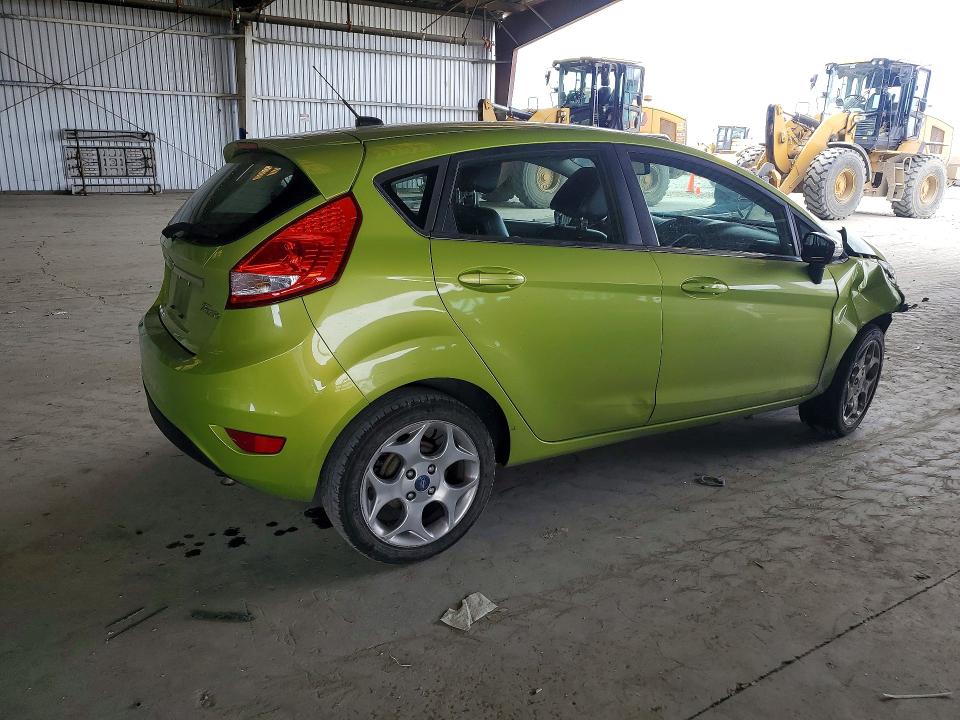 51351906 :رقم المزاد ، 3FADP4FJXDM153949 vin ، 2013 Ford Fiesta مزاد بيع