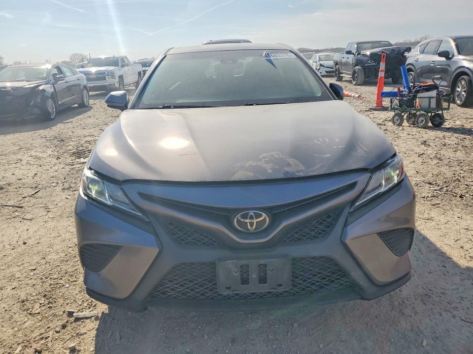 Продажа на аукционе авто 2018 Toyota Camry, vin: 4T1B11HK4JU019724, номер лота: 48680376