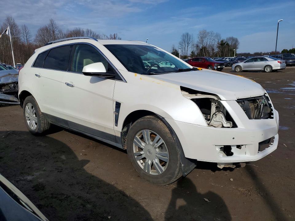 47766526 :رقم المزاد ، 3GYFNAEY7BS551922 vin ، 2011 Cadillac Srx مزاد بيع