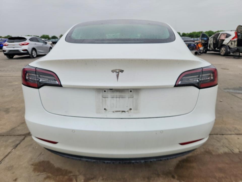 Auction sale of the 2018 Tesla Model 3, vin: 5YJ3E1EA5JF161808, lot number: 48793256