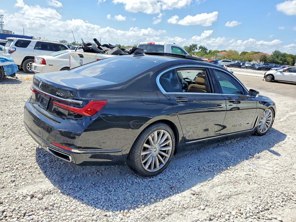 2022 Bmw 740 მანქანა იყიდება აუქციონზე, vin: WBA7T2C04NCK93482, აუქციონის ნომერი: 51373216