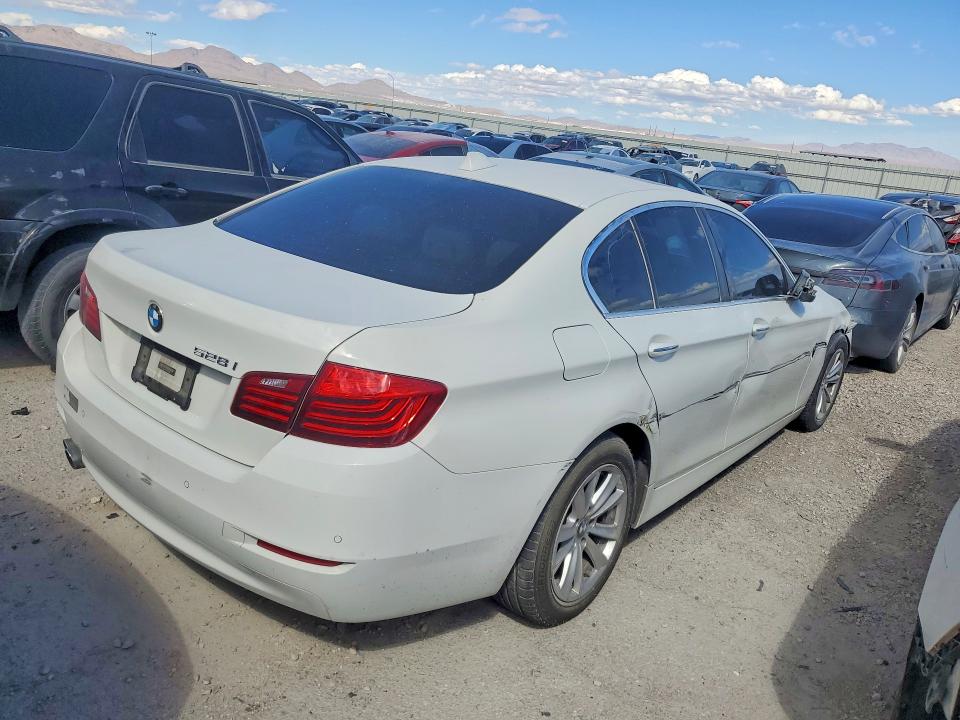 79252875 :رقم المزاد ، WBA5A5C54GG350270 vin ، 2016 Bmw 528 مزاد بيع