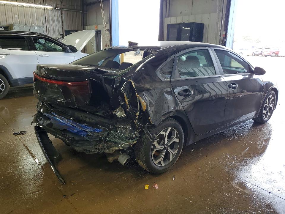 2020 Kia Forte მანქანა იყიდება აუქციონზე, vin: 3KPF24AD7LE151670, აუქციონის ნომერი: 50125486