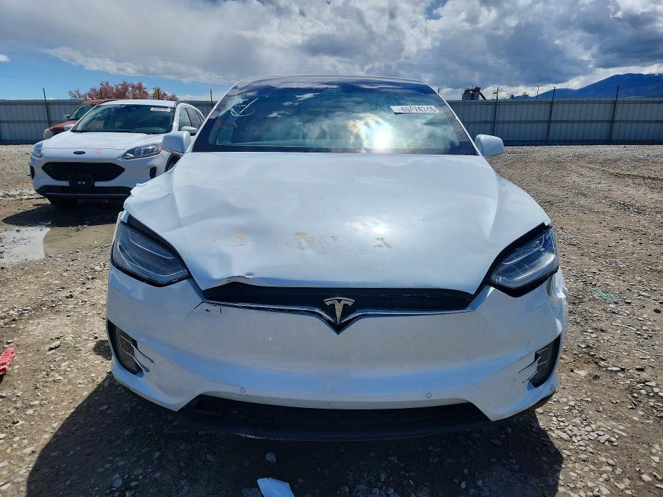 2017 Tesla Model X მანქანა იყიდება აუქციონზე, vin: 5YJXCBE21HF029550, აუქციონის ნომერი: 49474746
