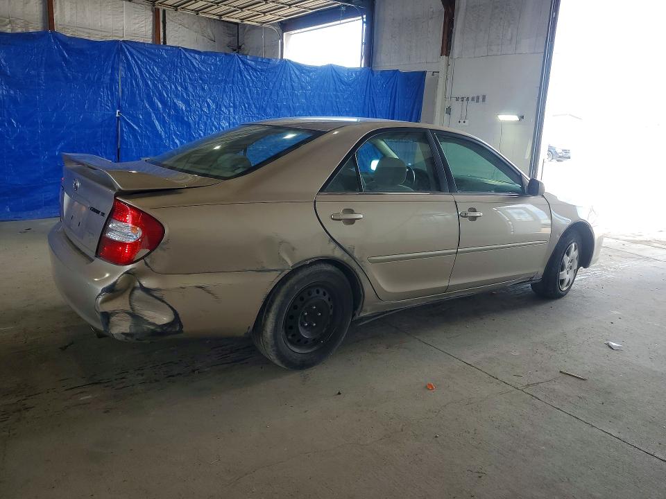 50602666 :رقم المزاد ، 4T1BE32K22U545604 vin ، 2002 Toyota Camry مزاد بيع