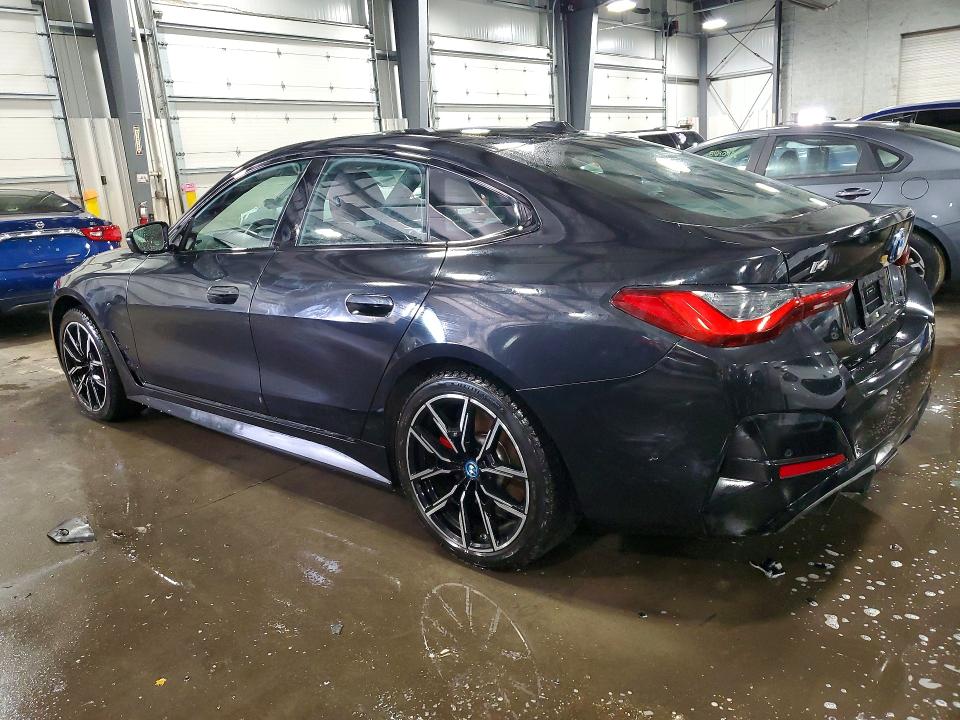 51370826 :رقم المزاد ، WBY33AW00RFR51910 vin ، 2024 Bmw I4 مزاد بيع