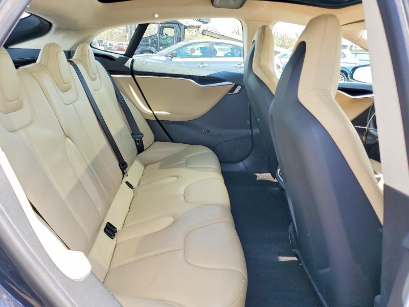 Продаж на аукціоні авто 2013 Tesla Model S, vin: 5YJSA1CG9DFP20828, номер лоту: 49757466