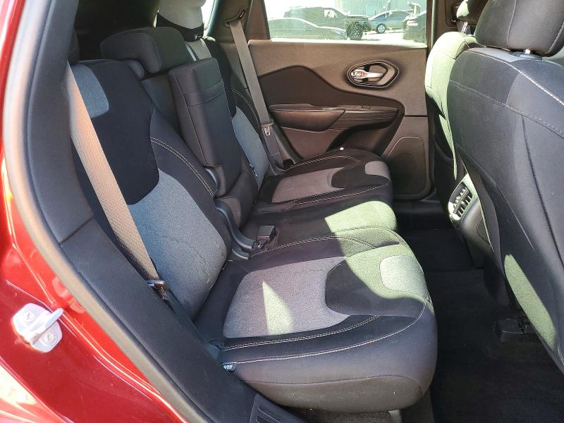 49727786 :رقم المزاد ، 1C4PJLAB0FW689315 vin ، 2015 Jeep Cherokee مزاد بيع
