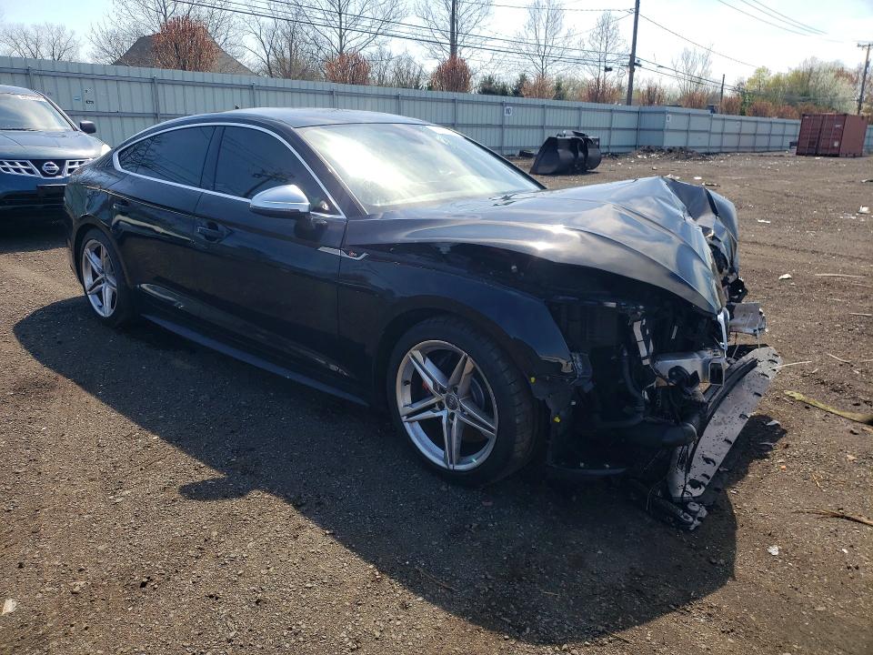 49884206 :رقم المزاد ، WAUB4CF58JA006610 vin ، 2018 Audi S5 مزاد بيع