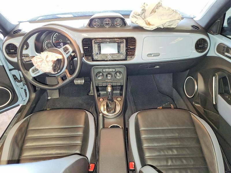 51720076 :رقم المزاد ، 3VW7A7ATXDM801189 vin ، 2013 Volkswagen Beetle مزاد بيع