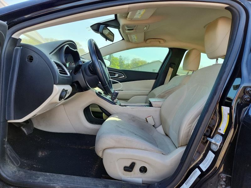 Продаж на аукціоні авто 2015 Chrysler 200, vin: 1C3CCCAB8FN504561, номер лоту: 49501006