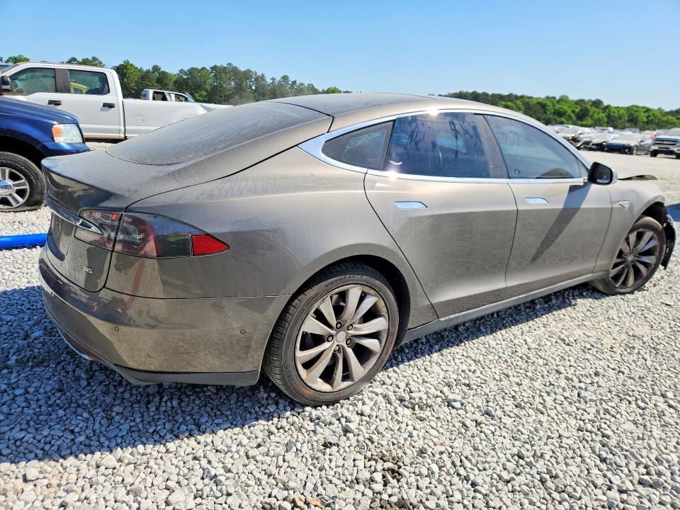2015 Tesla Model S მანქანა იყიდება აუქციონზე, vin: 5YJSA1H18FF099122, აუქციონის ნომერი: 50100106