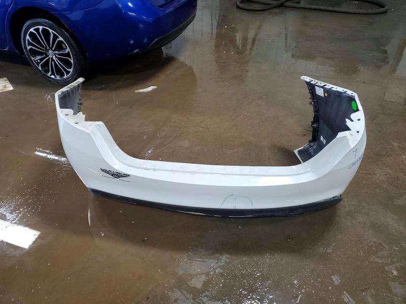 49336326 :رقم المزاد ، 1C3CCCBG5FN515589 vin ، 2015 Chrysler 200 مزاد بيع