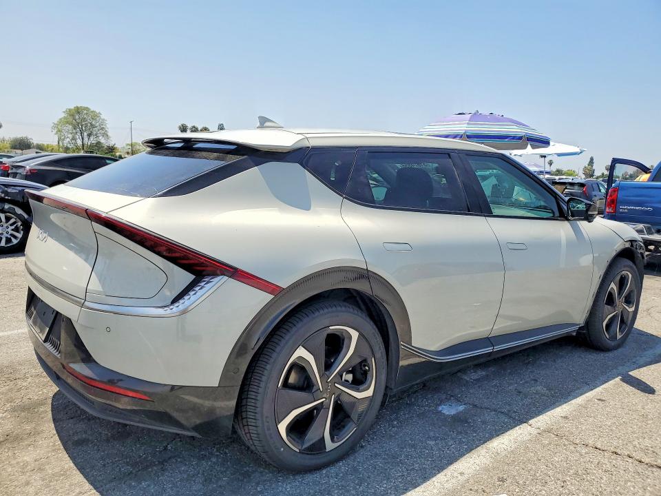 51874856 :رقم المزاد ، KNDC3DLC6N5031197 vin ، 2022 Kia Ev6 مزاد بيع