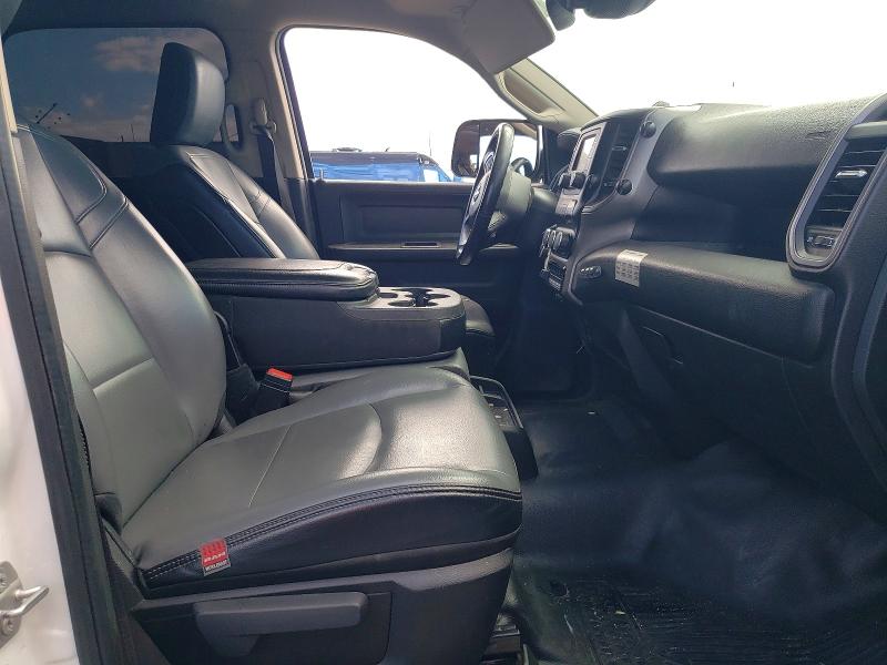 51464866 :رقم المزاد ، 3C63R3CJ6KG641474 vin ، 2019 Ram 3500 مزاد بيع