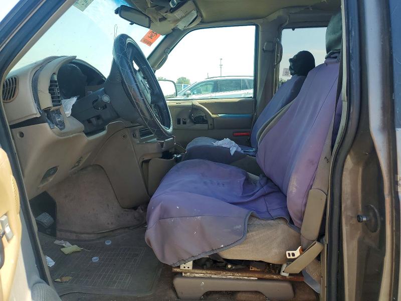 50101416 :رقم المزاد ، 1GKDM19W1YB515791 vin ، 2000 Gmc Safari مزاد بيع