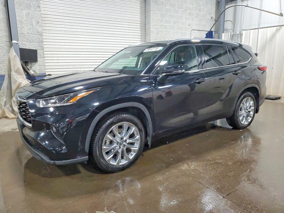 Auction sale of the 2023 Toyota Highlander, vin: 5TDKDRBH8PS027183, lot number: 49642746