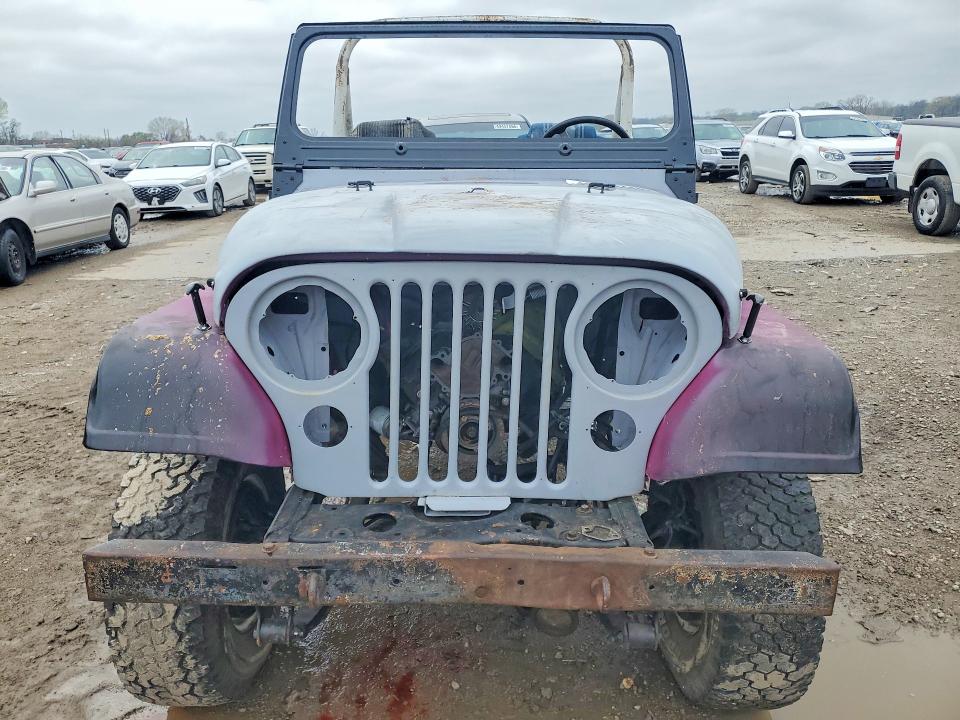 49643746 :رقم المزاد ، J6F83EH095440 vin ، 1976 Jeep Uk مزاد بيع