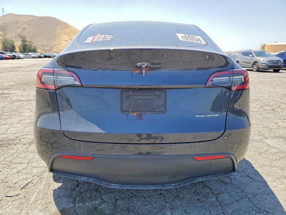 Продажа на аукционе авто 2024 Tesla Model Y, vin: 7SAYGDEE2RF089727, номер лота: 51854276