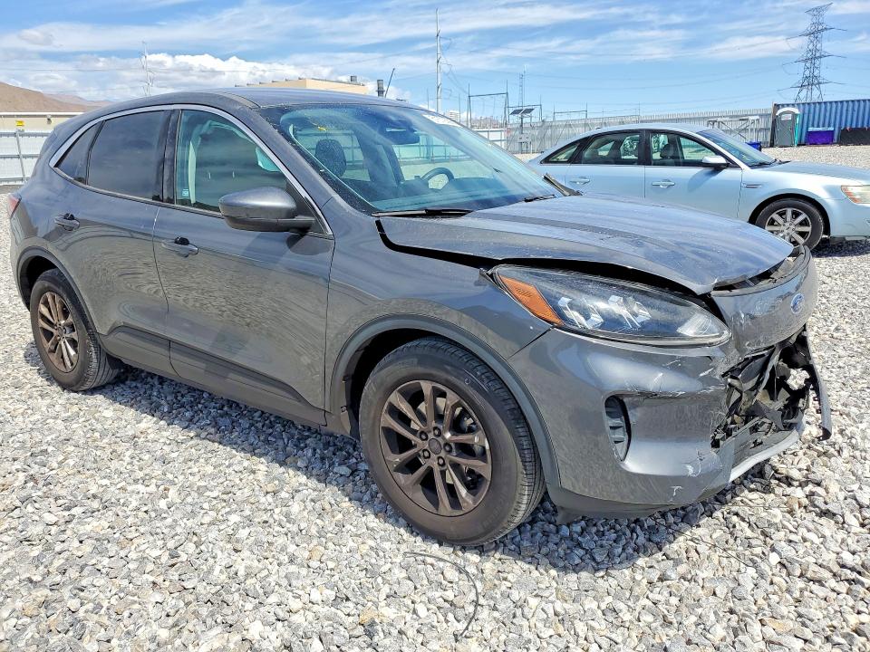 51672586 :رقم المزاد ، 1FMCU0G6XMUA05969 vin ، 2021 Ford Escape مزاد بيع