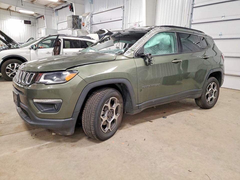 Продажа на аукционе авто 2018 Jeep Compass, vin: 3C4NJDBB4JT281961, номер лота: 51886886