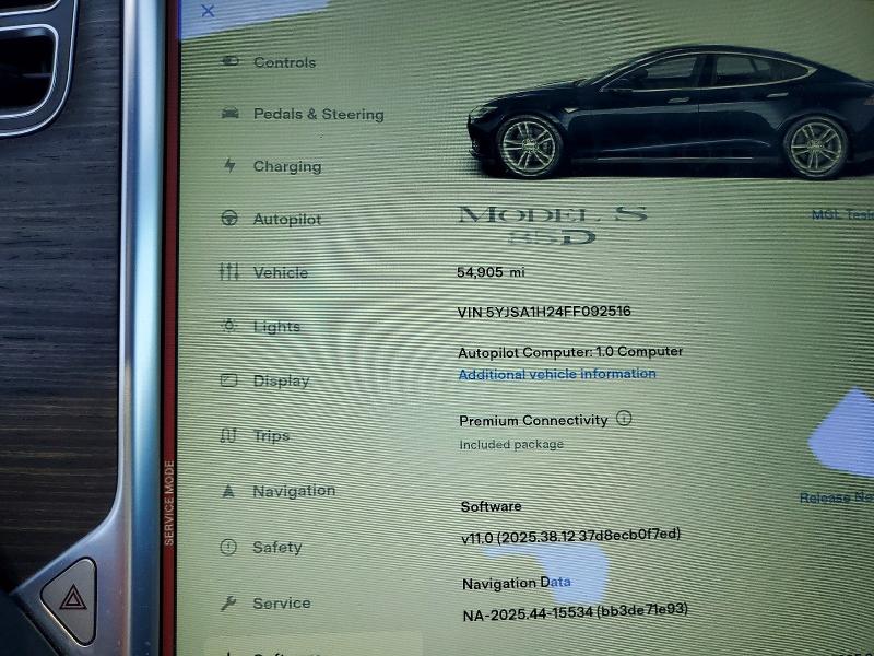 48943086 :رقم المزاد ، 5YJSA1H24FF092516 vin ، 2015 Tesla Model S مزاد بيع