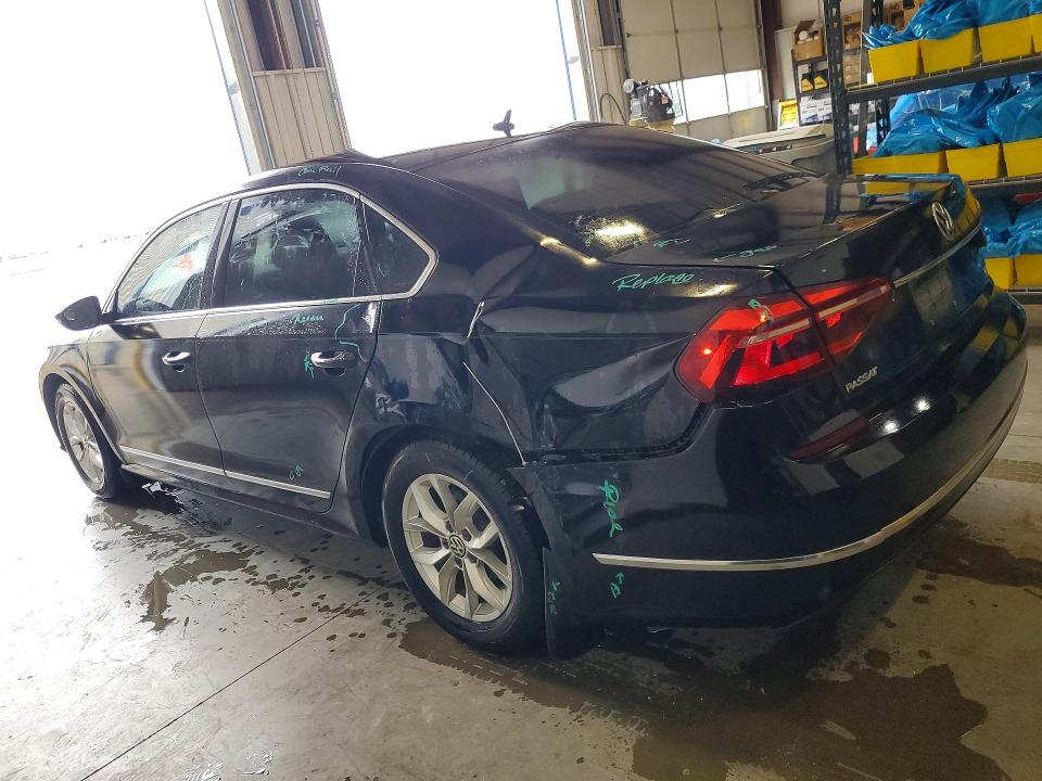 51559036 :رقم المزاد ، 1VWAT7A30HC004148 vin ، 2017 Volkswagen Passat مزاد بيع