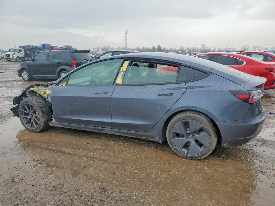 49855236 :رقم المزاد ، 5YJ3E1EA9MF852571 vin ، 2021 Tesla Model 3 مزاد بيع