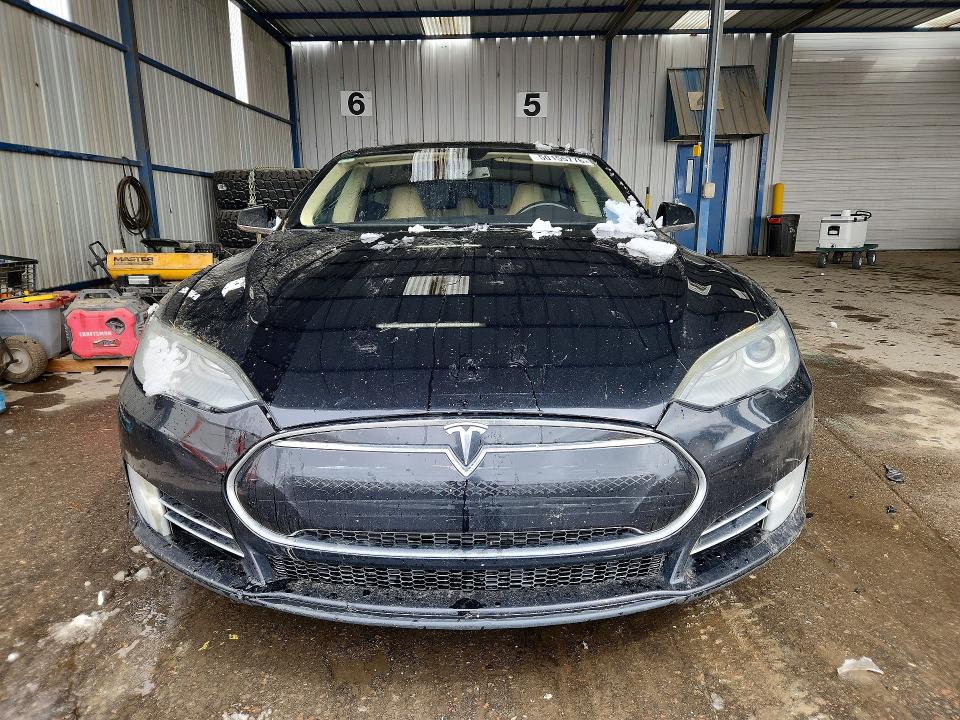 2013 Tesla Model S მანქანა იყიდება აუქციონზე, vin: 5YJSA1CNXDFP21629, აუქციონის ნომერი: 50155776