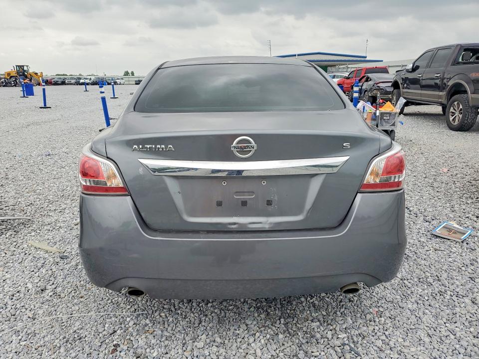 2015 Nissan Altima მანქანა იყიდება აუქციონზე, vin: 1N4AL3AP3FN324439, აუქციონის ნომერი: 51535646