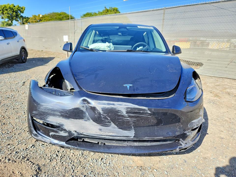 Продажа на аукционе авто 2024 Tesla Model Y, vin: 7SAYGDED1RF044060, номер лота: 51722676