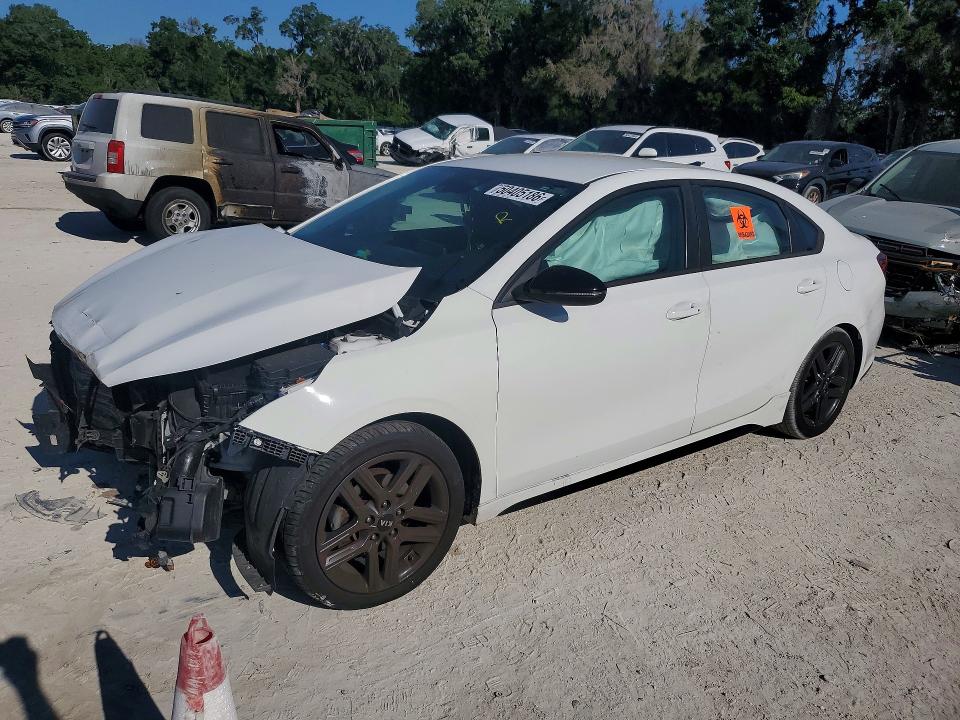 50405186 :رقم المزاد ، 3KPF34AD9ME381774 vin ، 2021 Kia Forte مزاد بيع