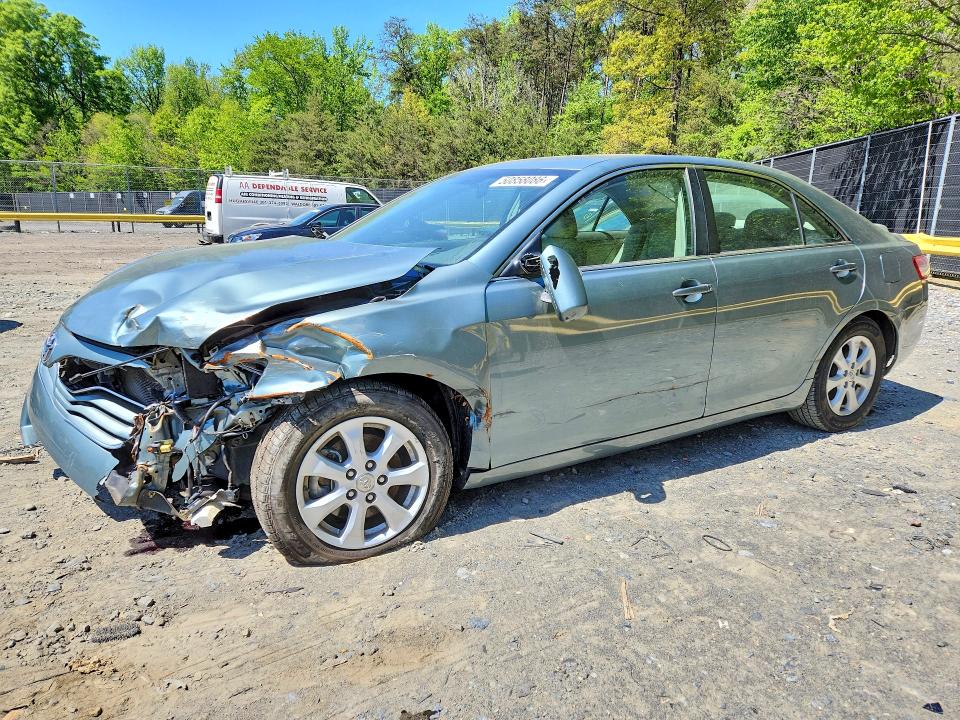 50858086 :رقم المزاد ، 4T1BF3EK1BU697009 vin ، 2011 Toyota Camry مزاد بيع