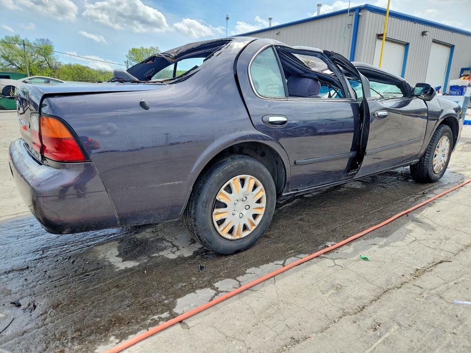 48336196 :رقم المزاد ، JN1CA21D8ST068896 vin ، 1995 Nissan Maxima مزاد بيع